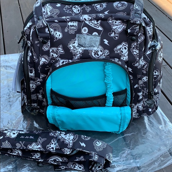 Jujube Queen’s Court Be Supplied breast pump tote - Picture 12 of 15